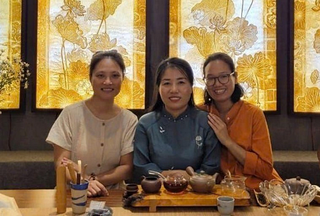 Nhóm tác giả Tú Oanh, Thanh Huyền, Kim Quý